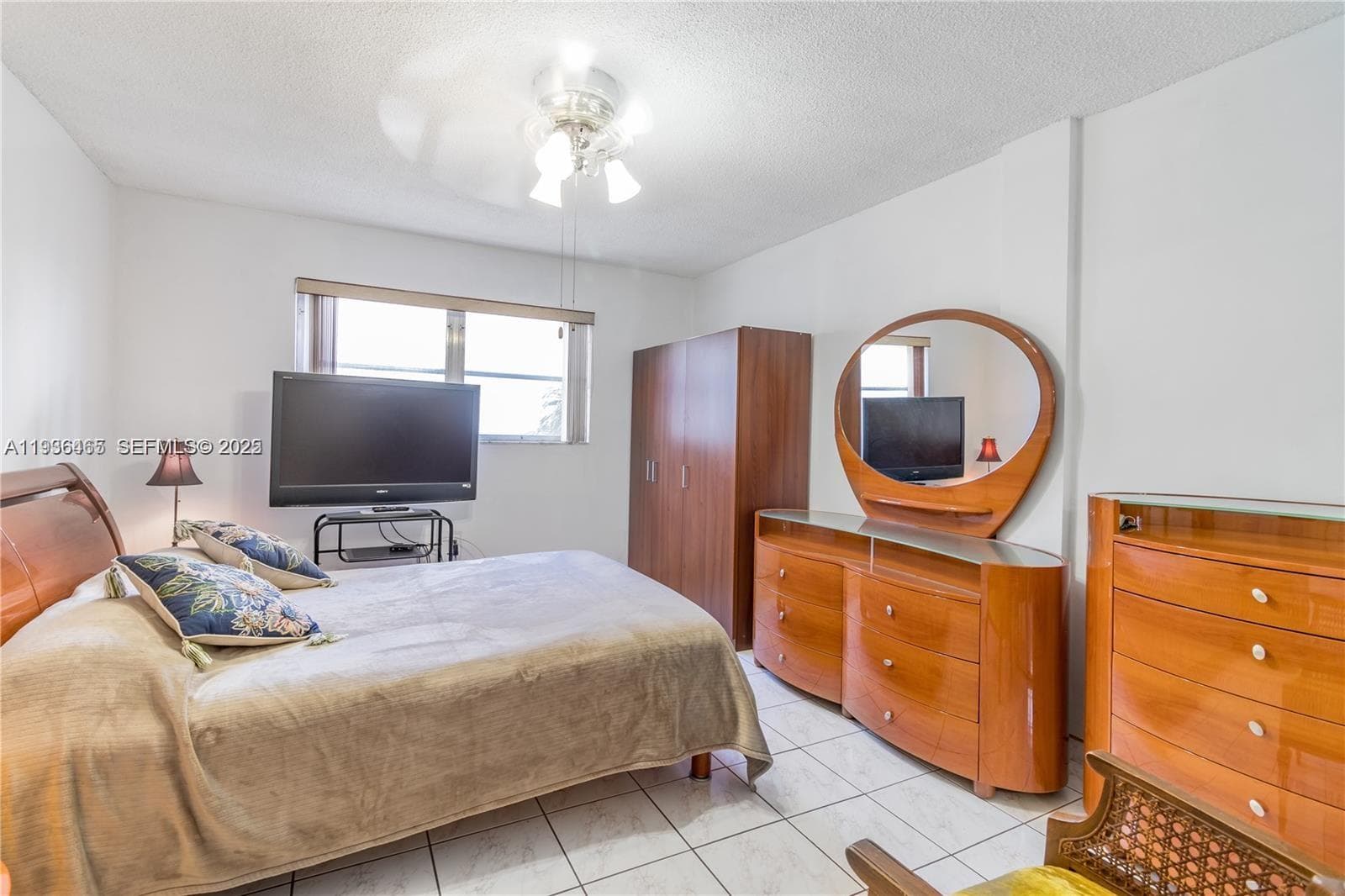 A11936465 — Miami Beach — 7