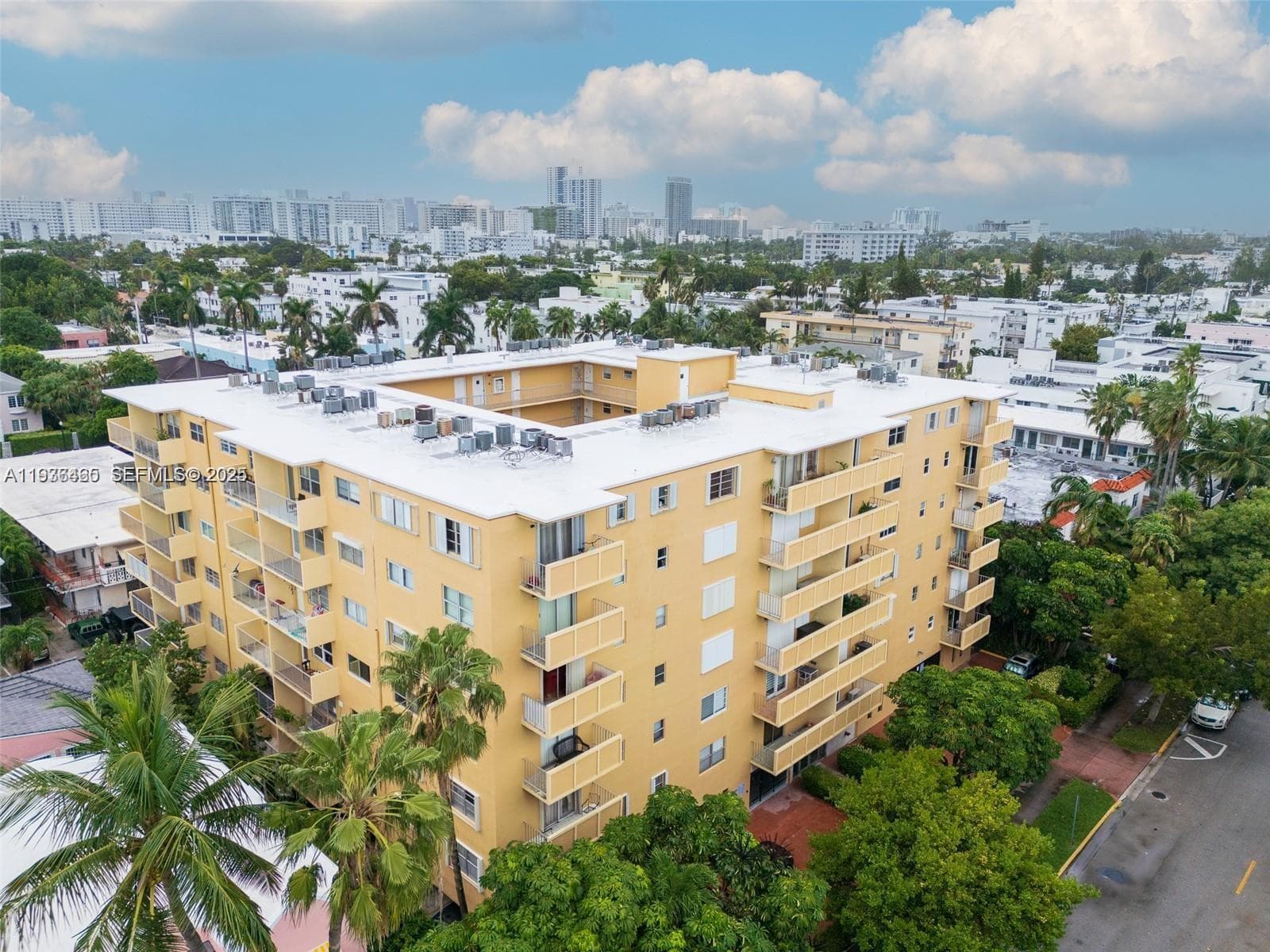 A11936465 — Miami Beach — 20