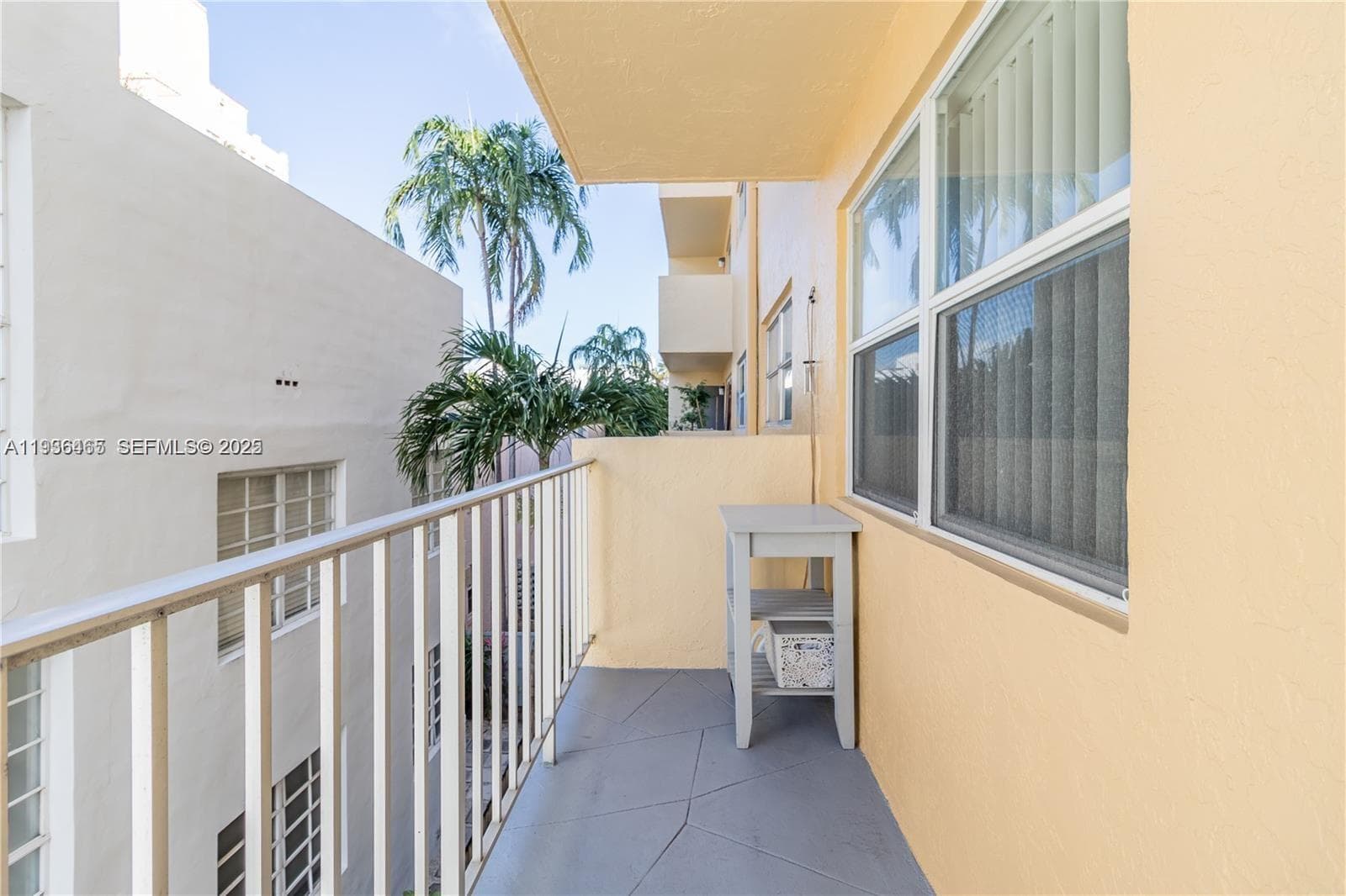 A11936465 — Miami Beach — 14
