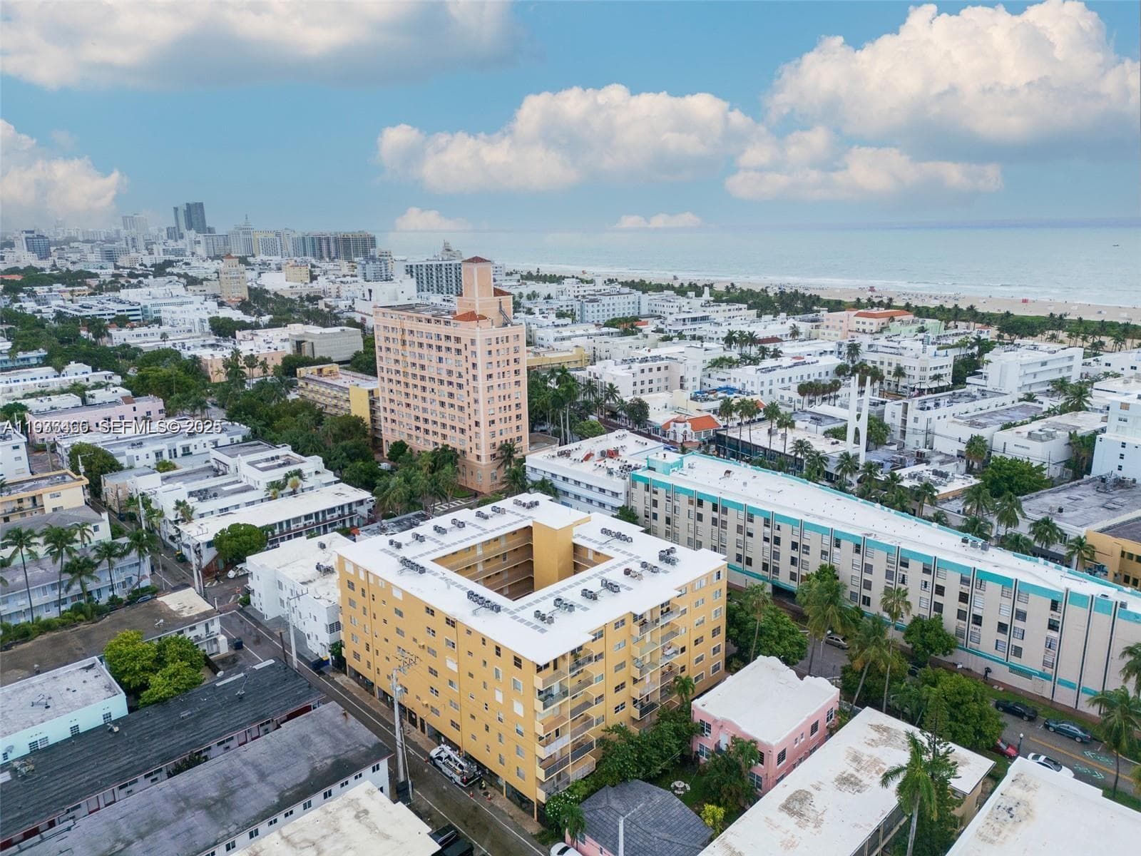 A11936465 — Miami Beach — 18