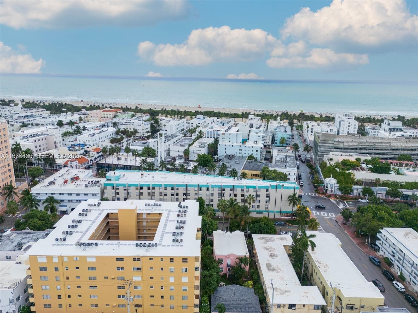 A11936465 — Miami Beach — 19
