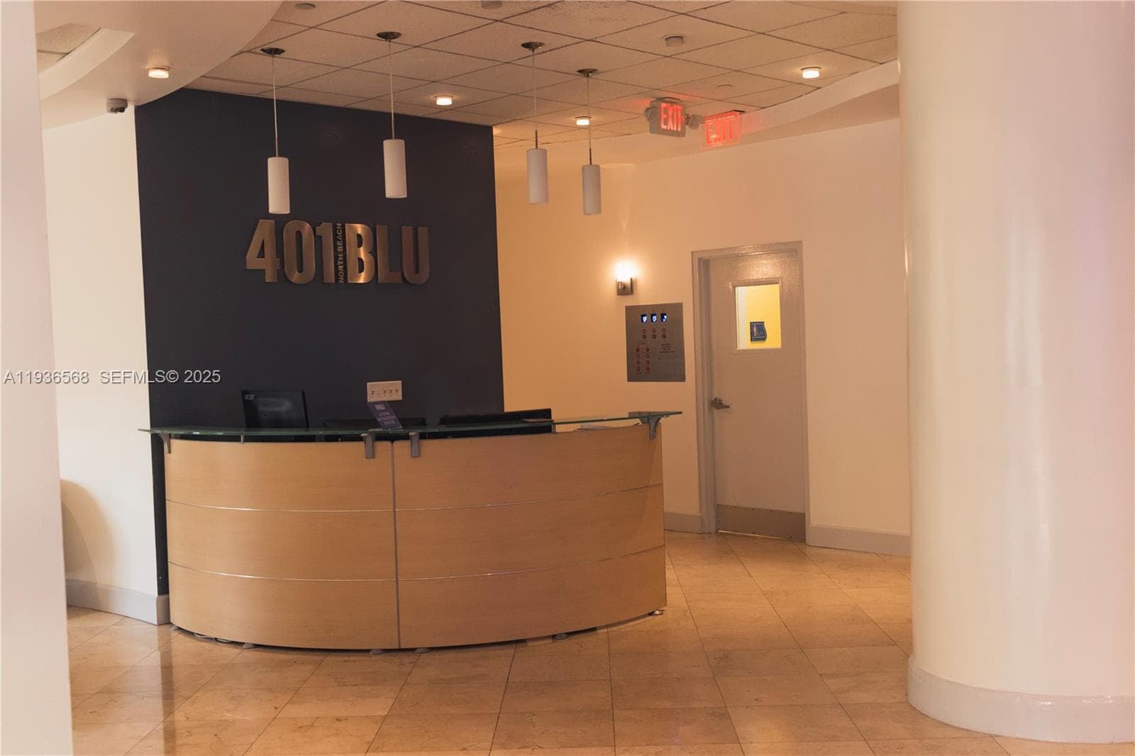 A11936568 — Miami Beach — 2