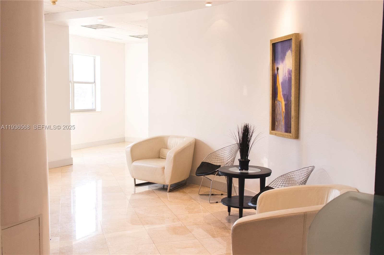 A11936568 — Miami Beach — 3