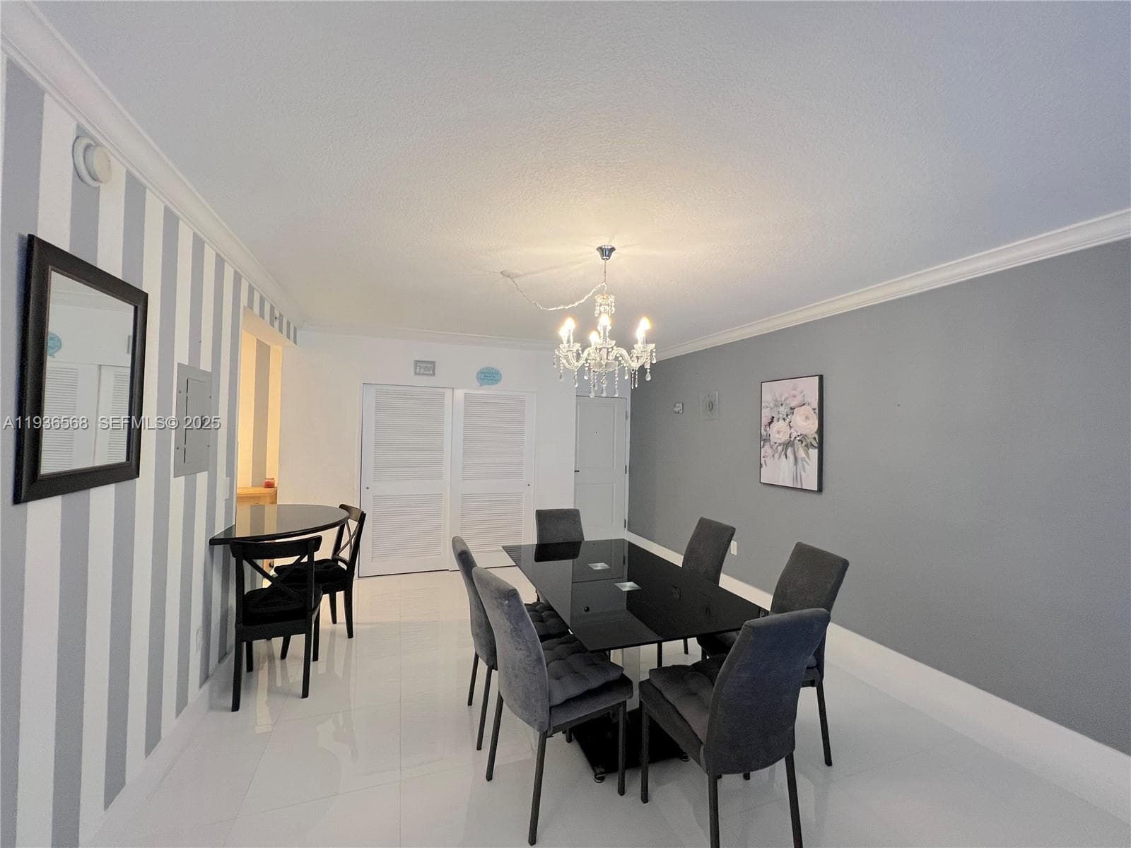 A11936568 — Miami Beach — 9
