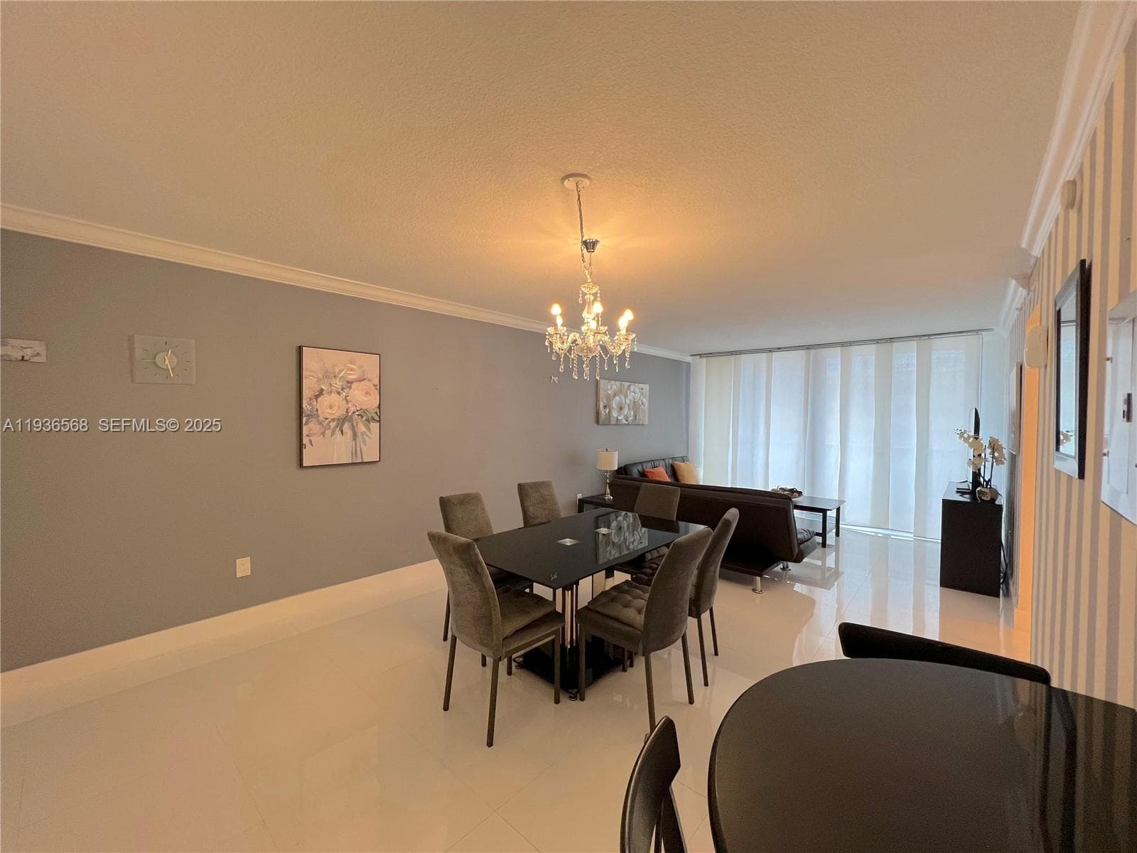 A11936568 — Miami Beach — 8