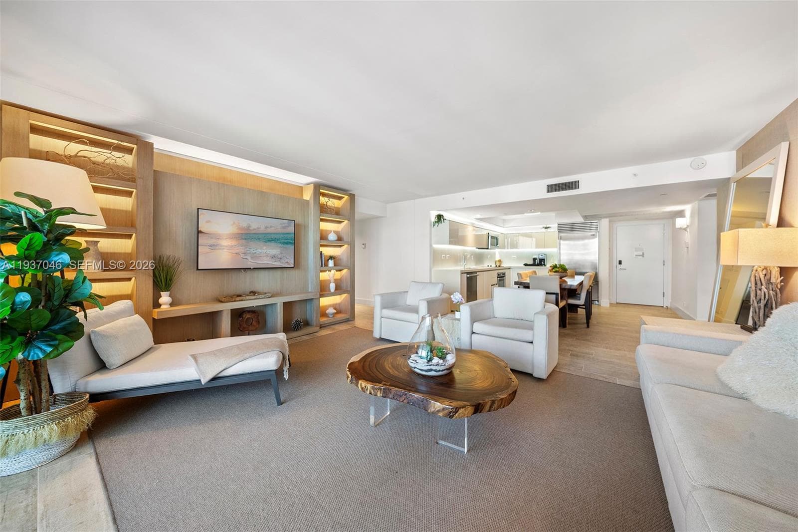 A11937046 — Miami Beach — 10