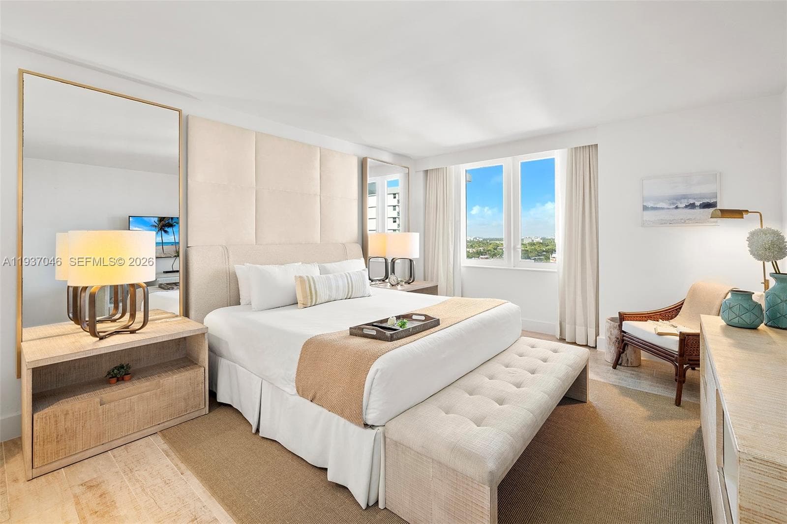 A11937046 — Miami Beach — 18