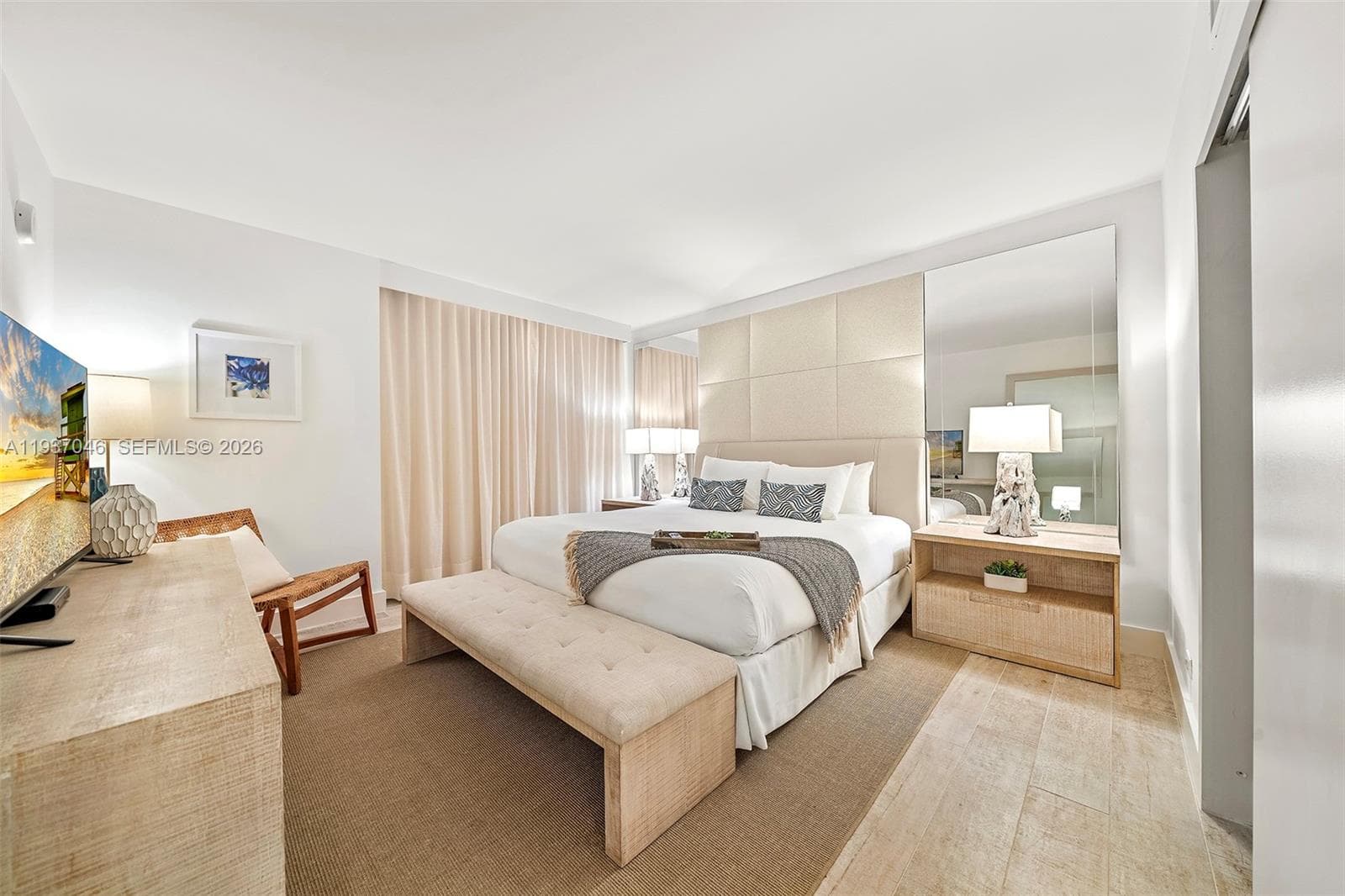 A11937046 — Miami Beach — 31