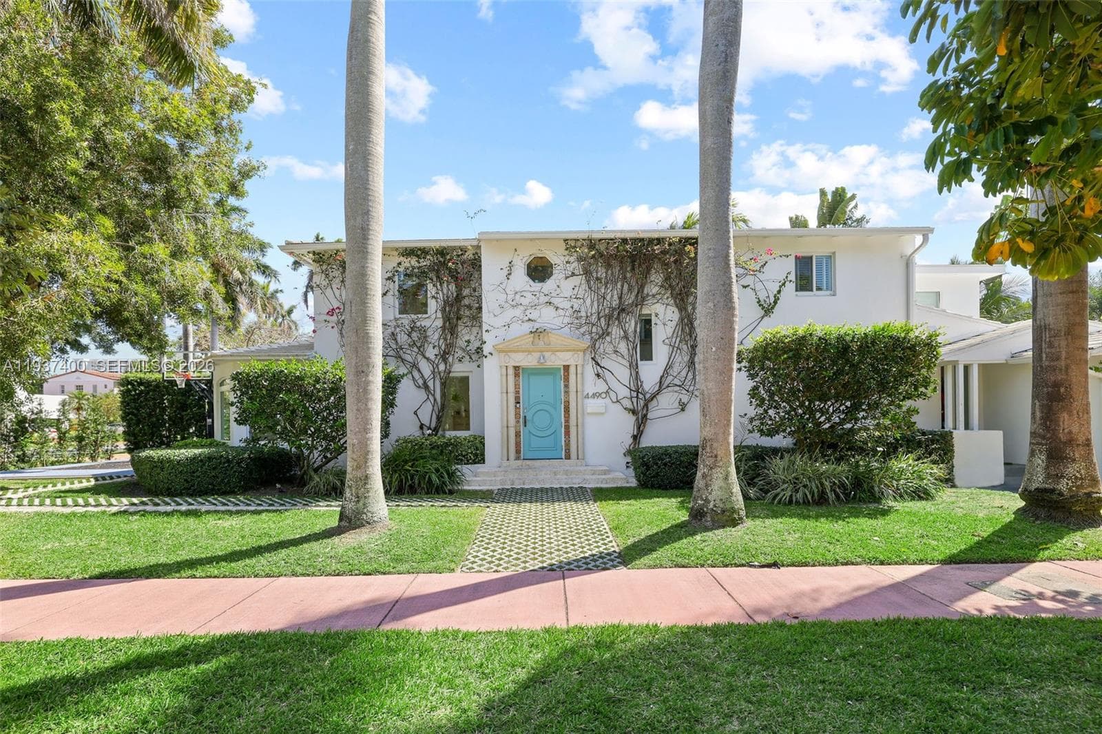A11937400 — Miami Beach — 3