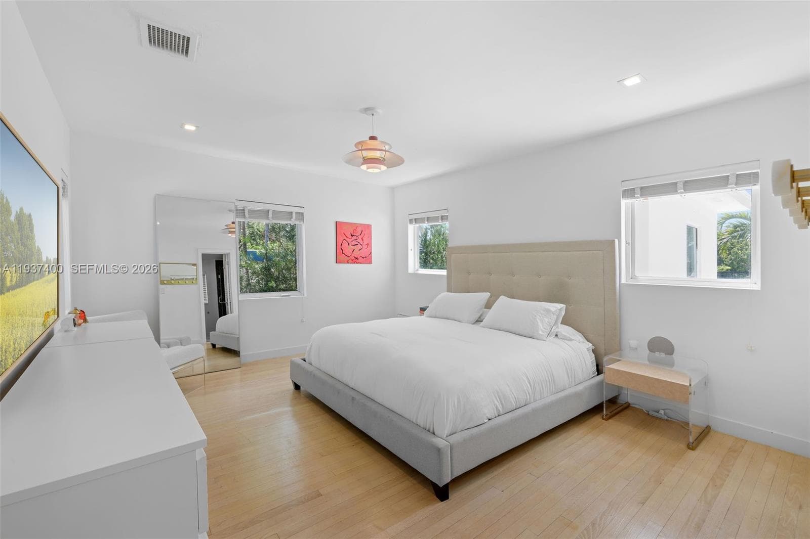 A11937400 — Miami Beach — 14