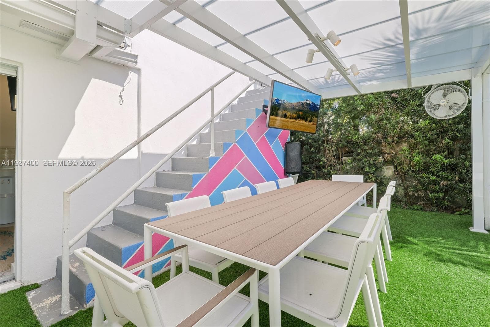 A11937400 — Miami Beach — 19