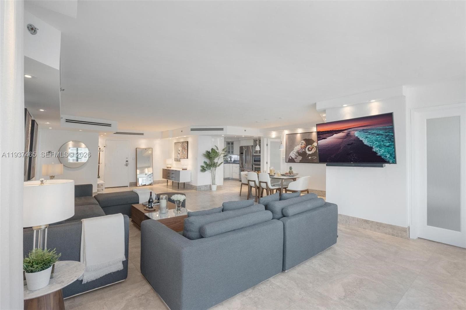 A11937465 — Miami Beach — 23
