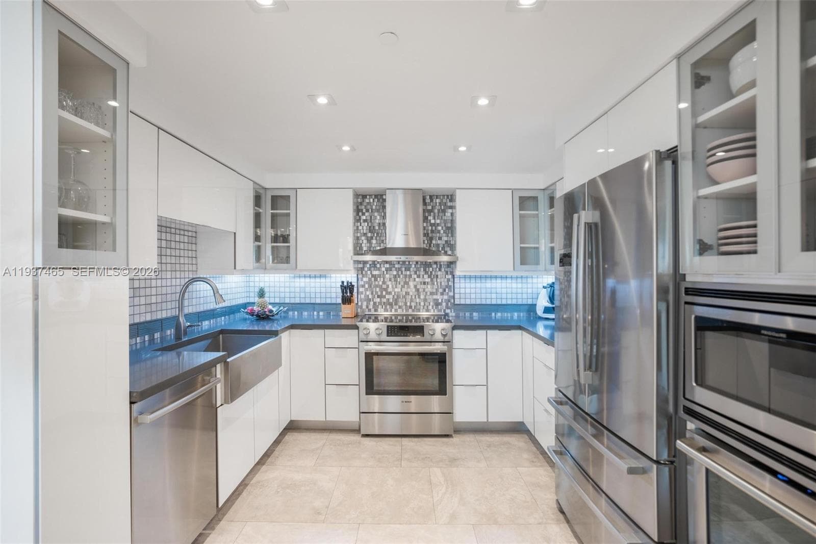 A11937465 — Miami Beach — 46