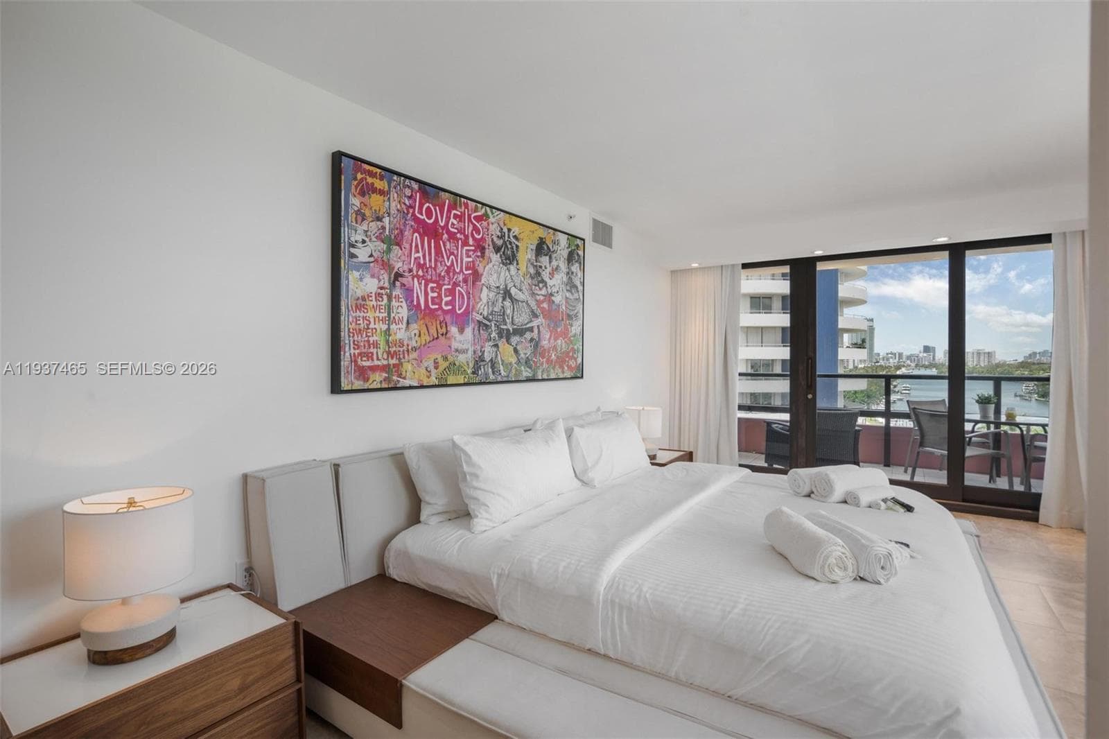 A11937465 — Miami Beach — 32