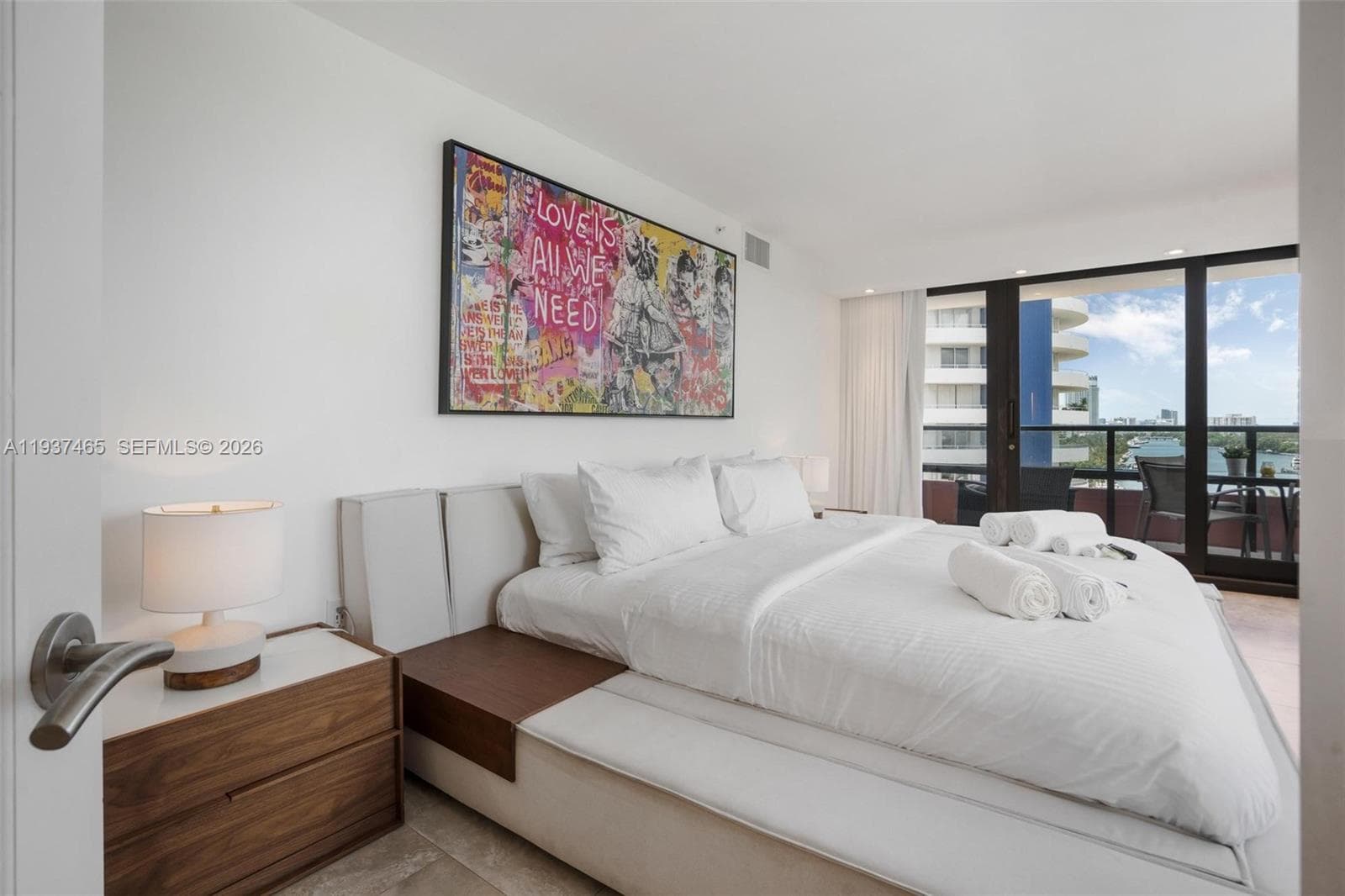 A11937465 — Miami Beach — 31