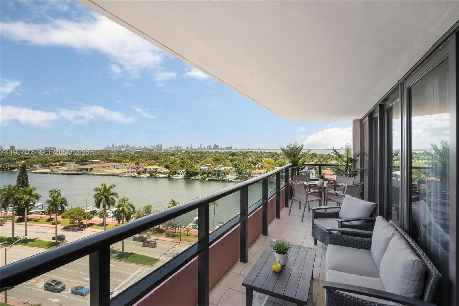 A11937465 — Miami Beach — 74