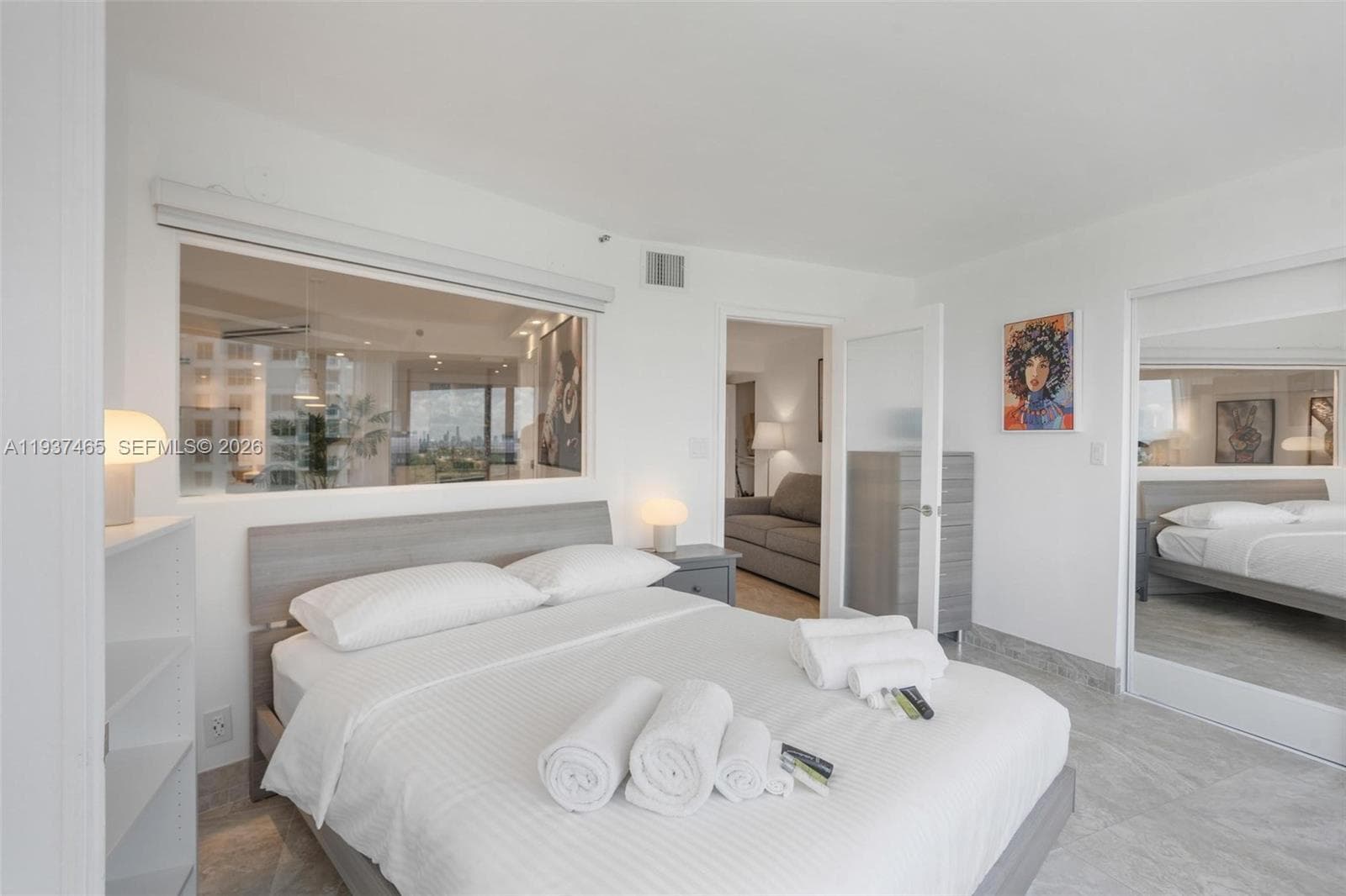 A11937465 — Miami Beach — 85