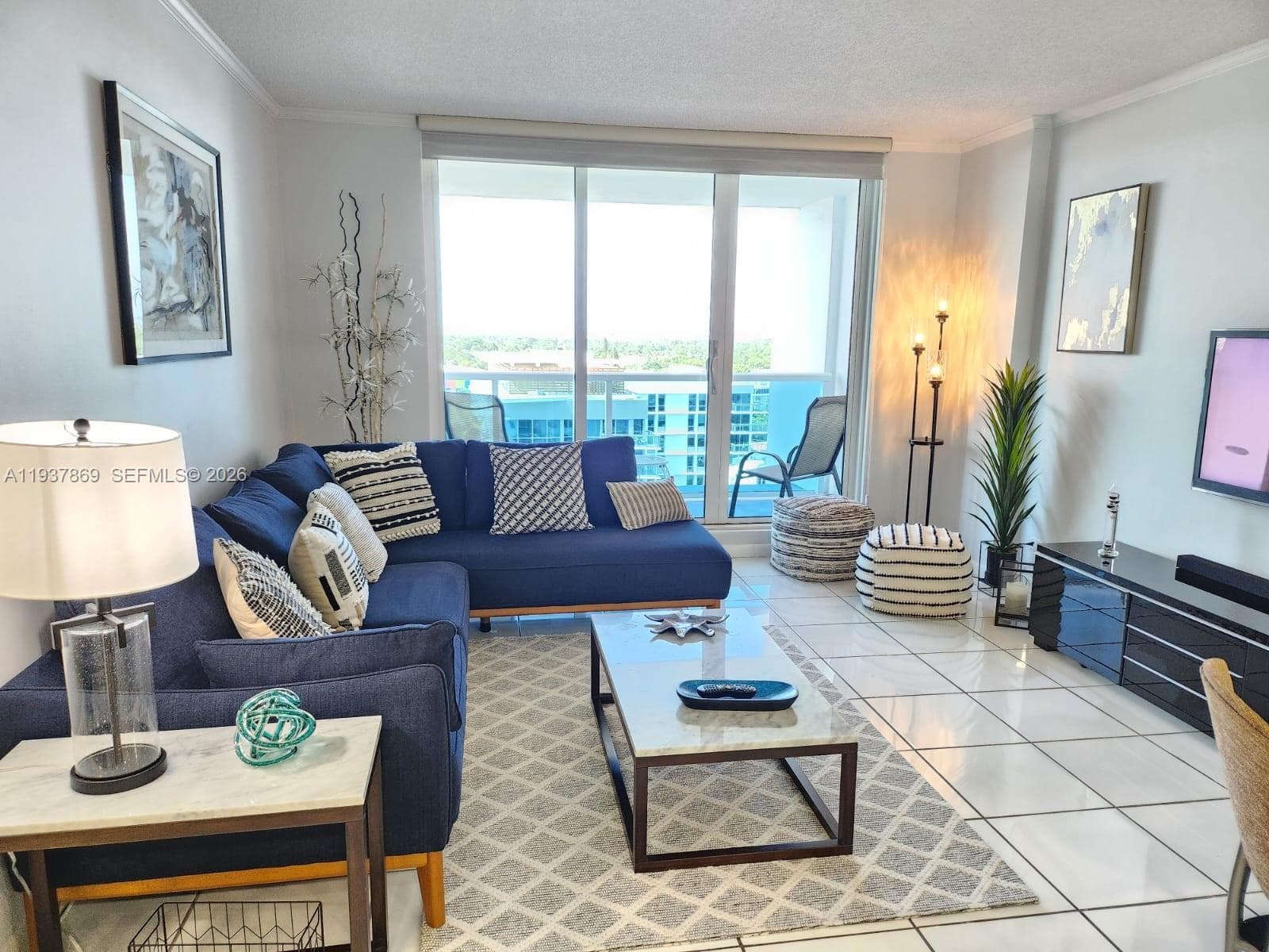 A11937869 — Miami Beach — 23