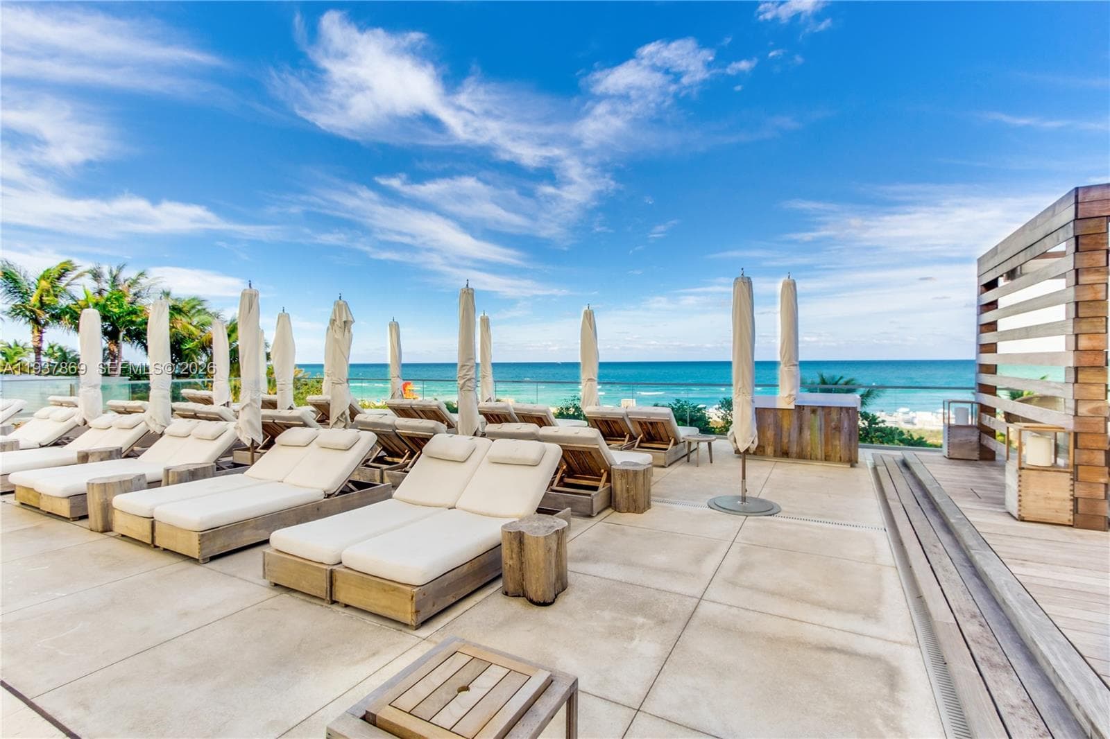 A11937869 — Miami Beach — 2