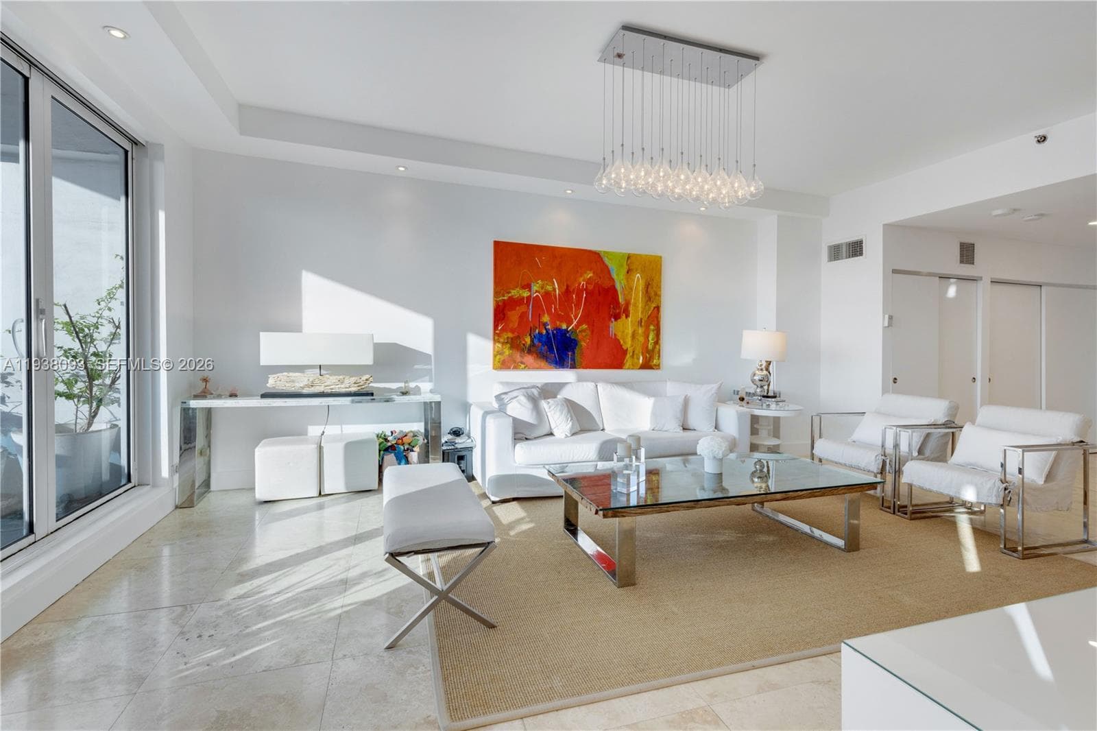 A11938093 — Miami Beach — 6