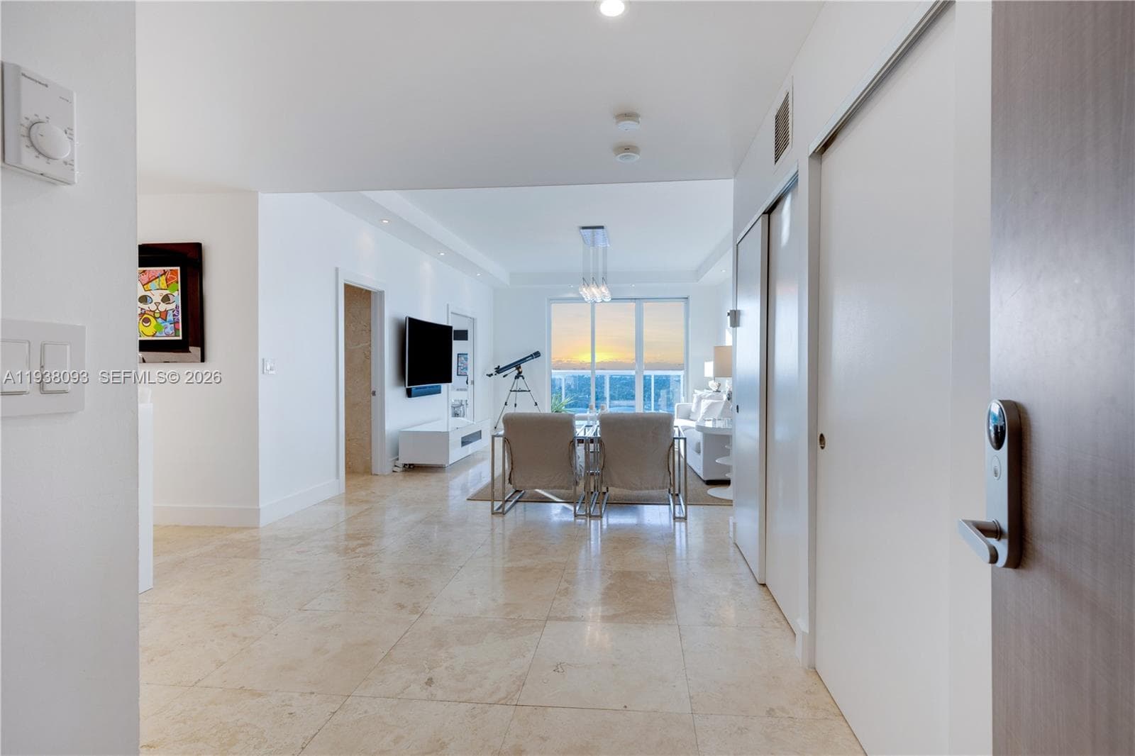 A11938093 — Miami Beach — 3