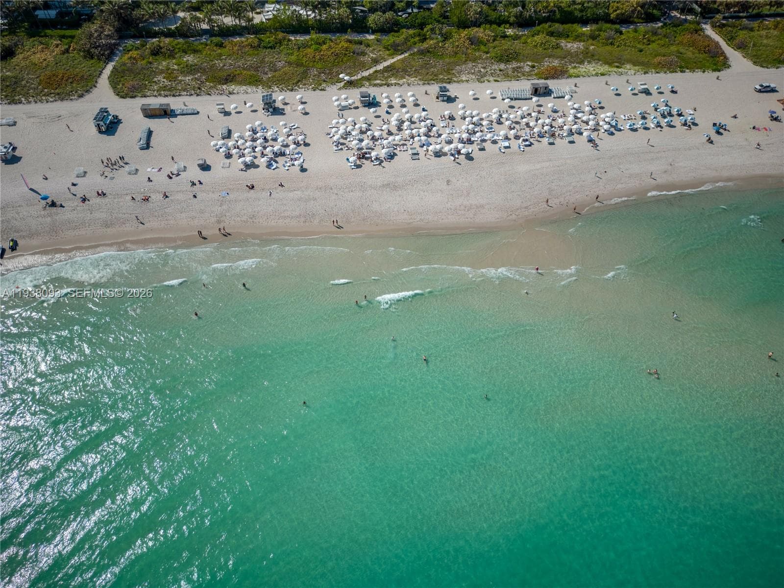 A11938093 — Miami Beach — 38