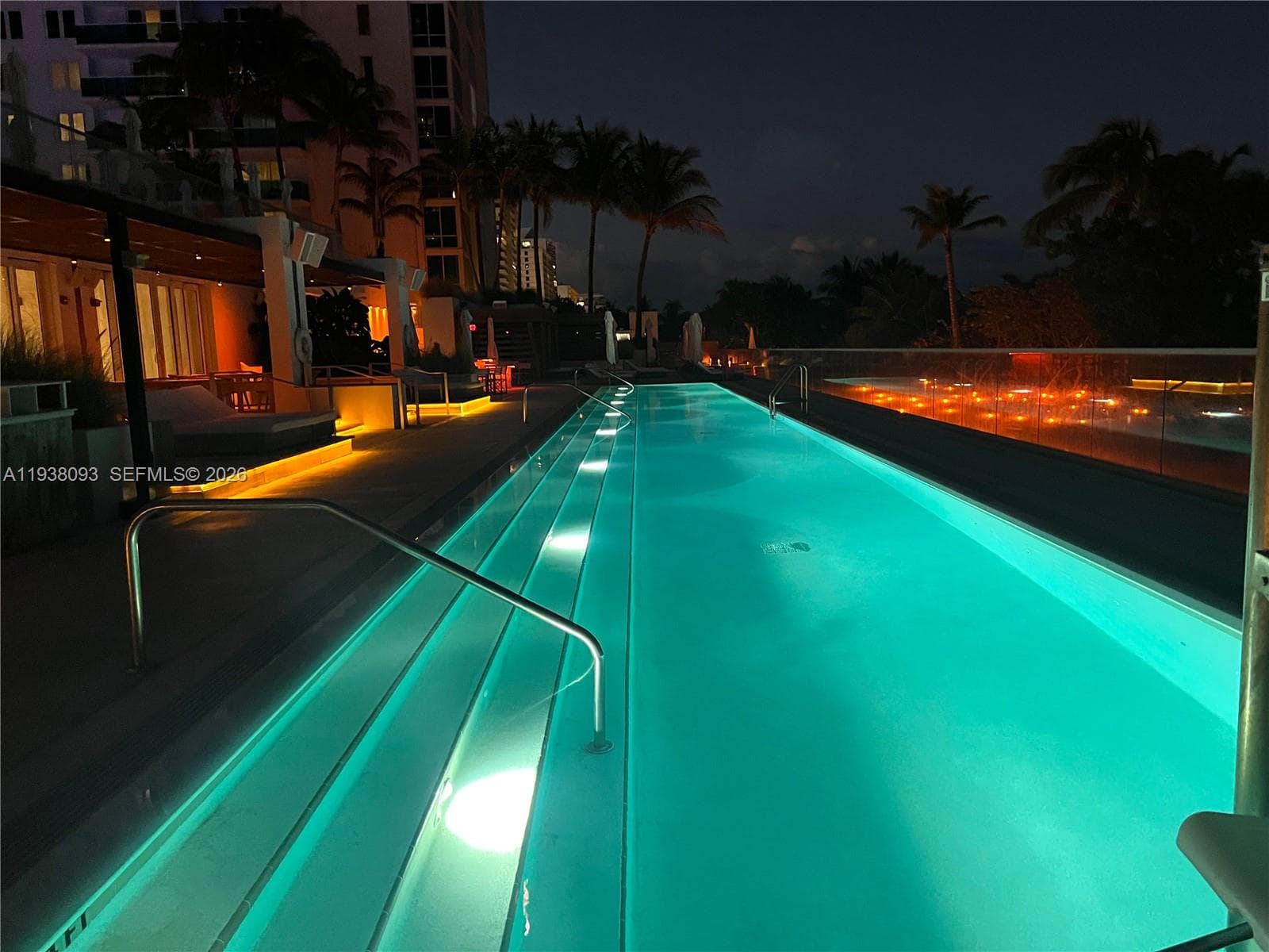 A11938093 — Miami Beach — 33