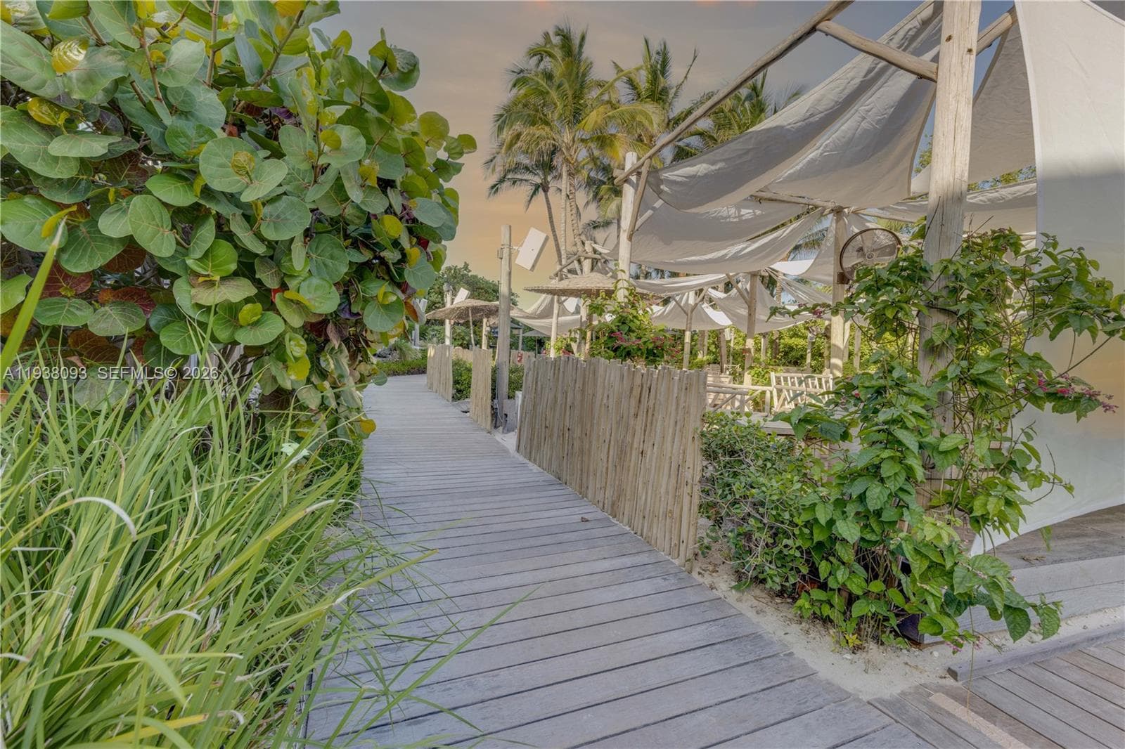 A11938093 — Miami Beach — 44