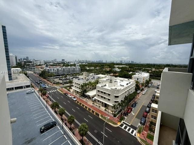 A11938156 — Miami Beach — 3
