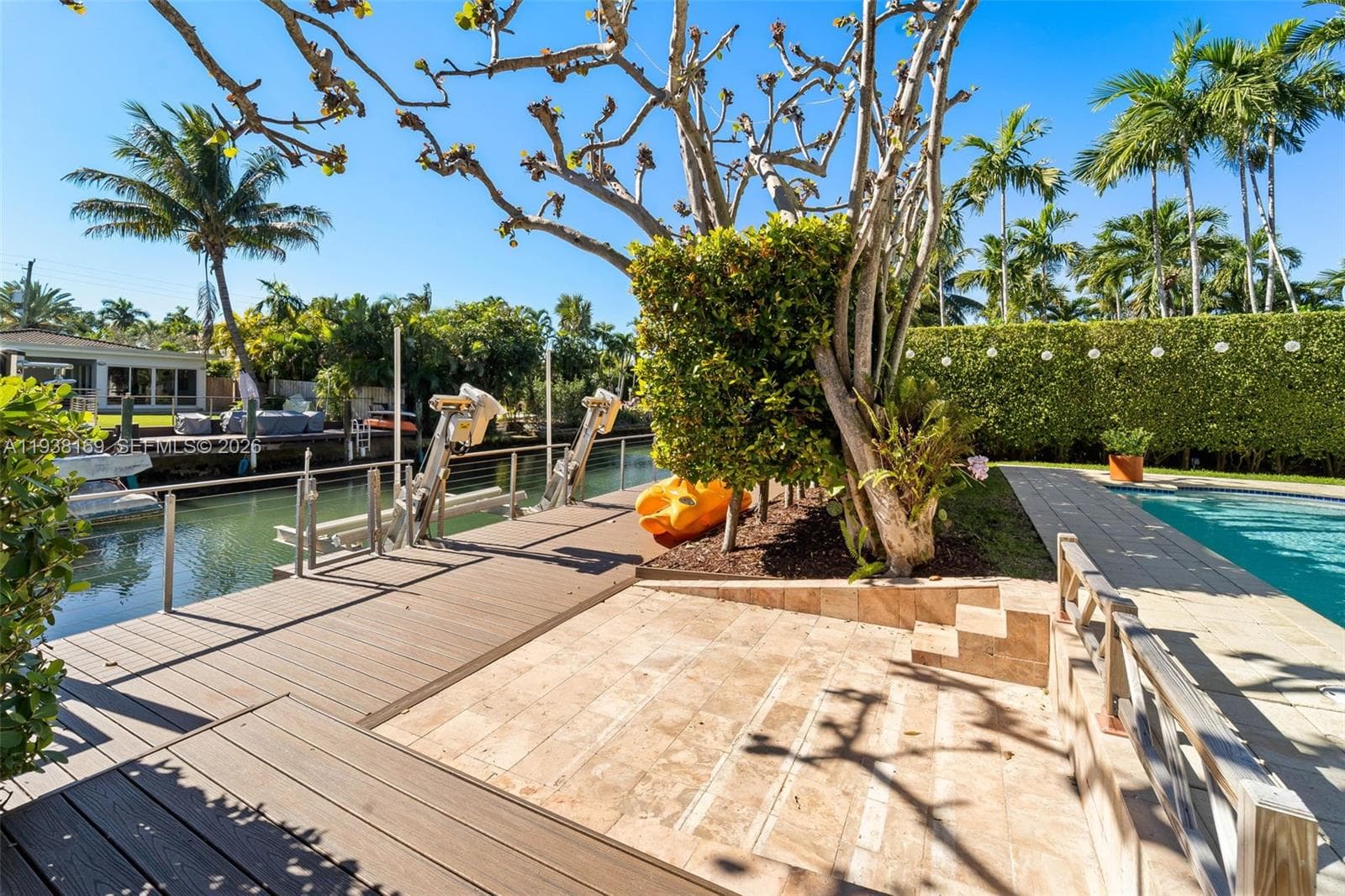 A11938169 — Miami Beach — 31