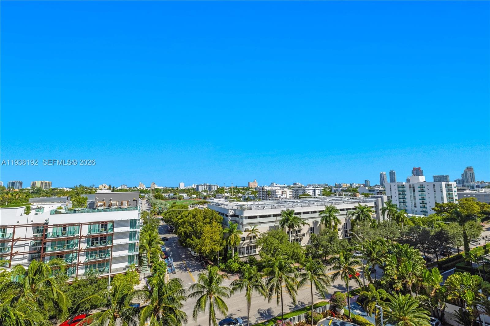 A11938192 — Miami Beach — 6