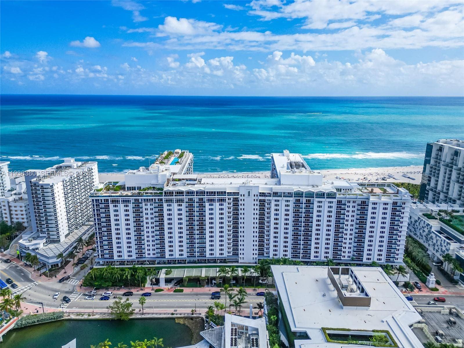 A11938380 — Miami Beach
