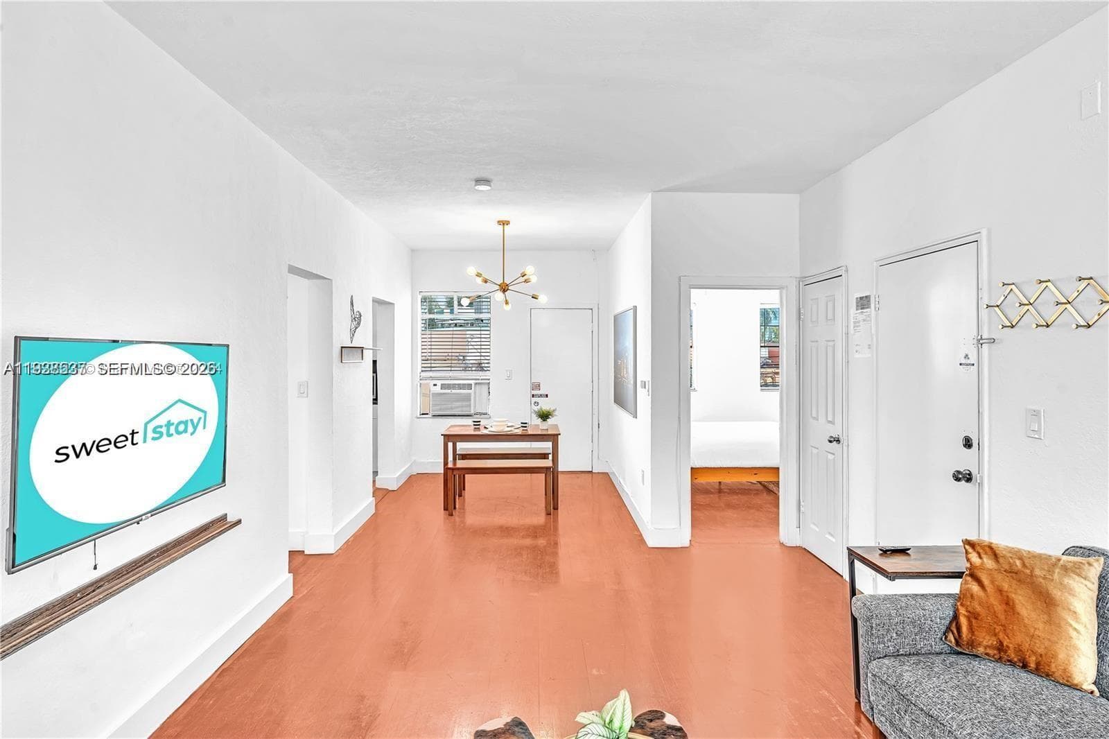 A11938537 — Miami Beach — 3