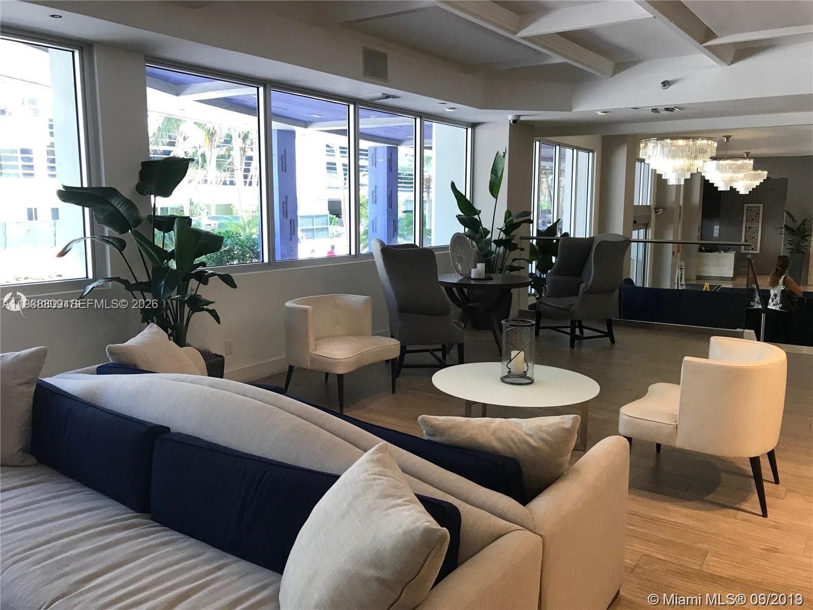 A11938809 — Miami Beach — 18