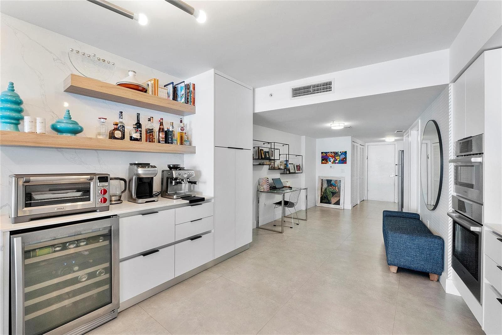 F10543445 — Miami Beach — 6