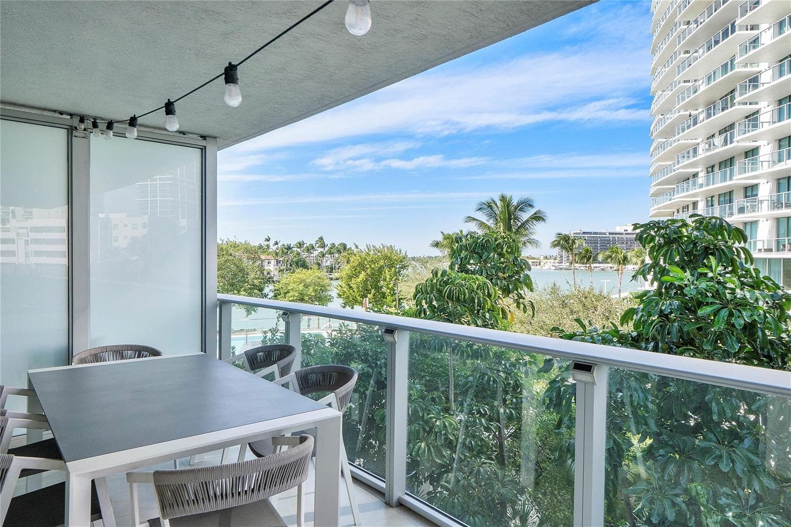 F10543445 — Miami Beach — 32
