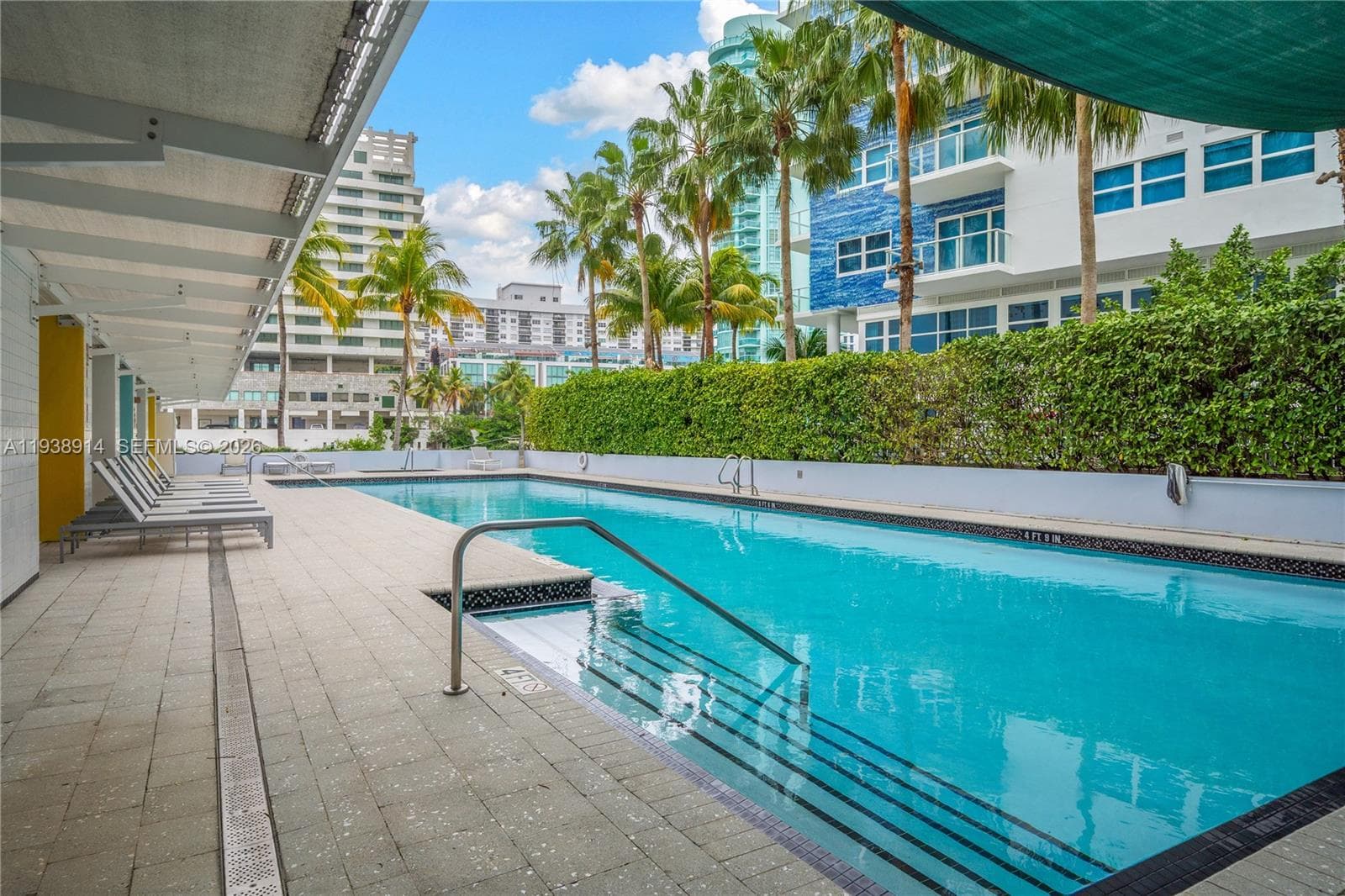 A11938914 — Miami Beach — 28