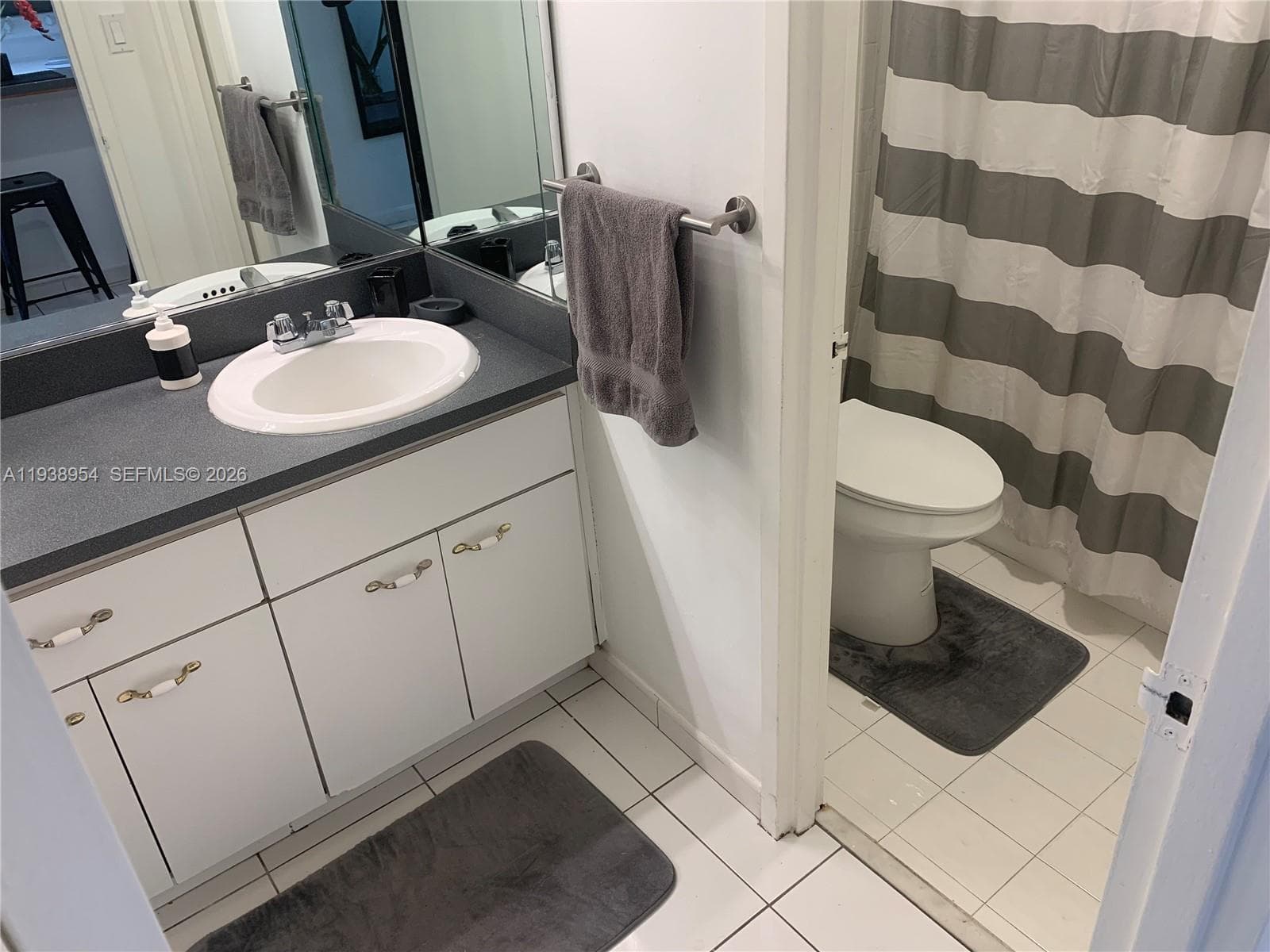 A11938954 — Miami Beach — 13