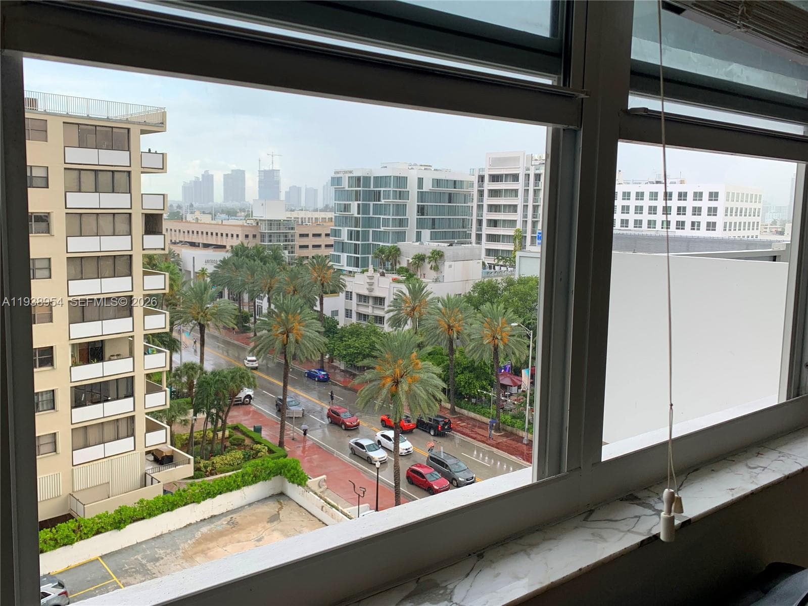A11938954 — Miami Beach — 15