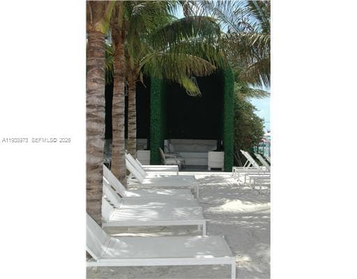 A11938973 — Miami Beach — 42