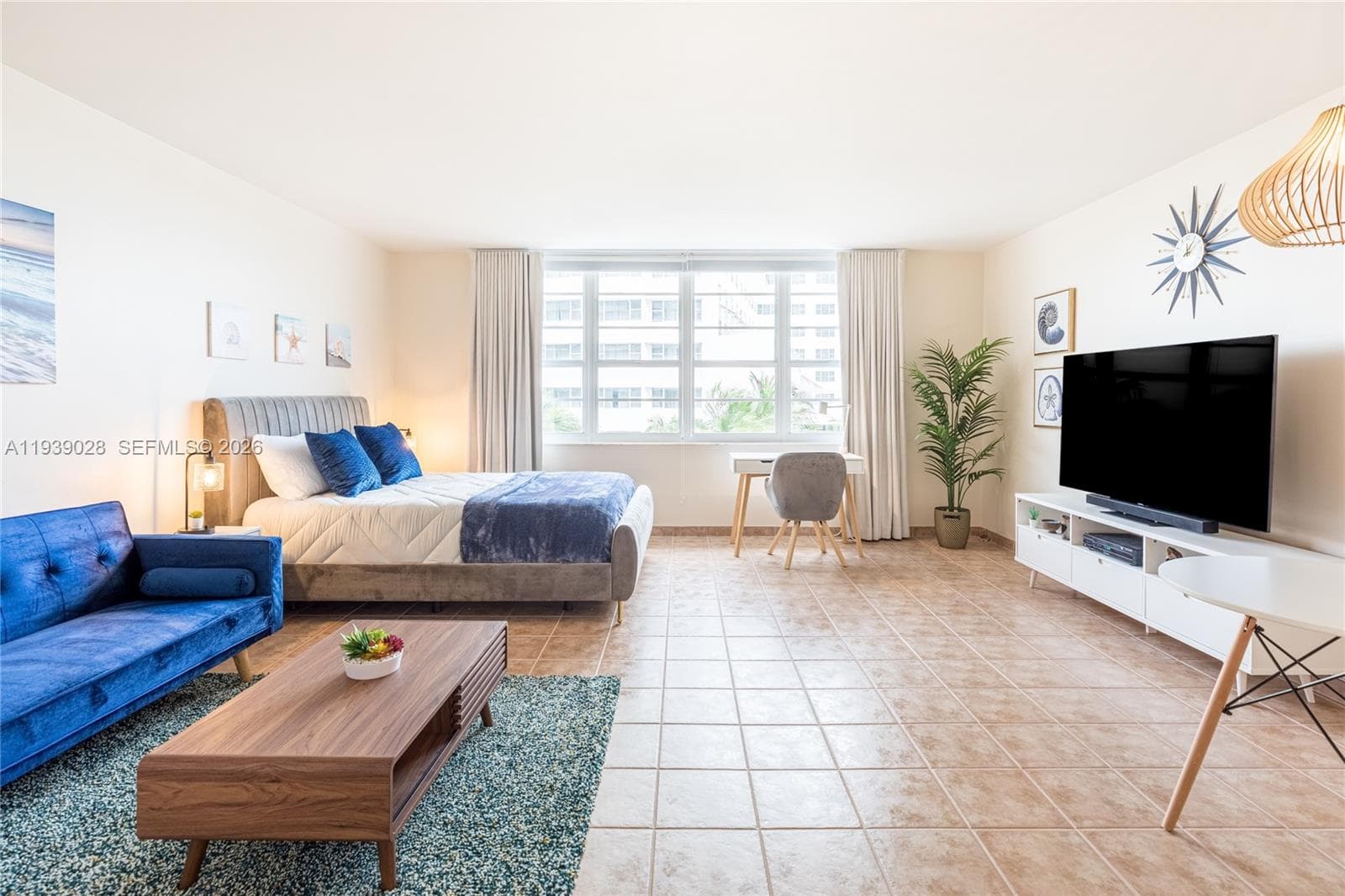 A11939028 — Miami Beach — 5