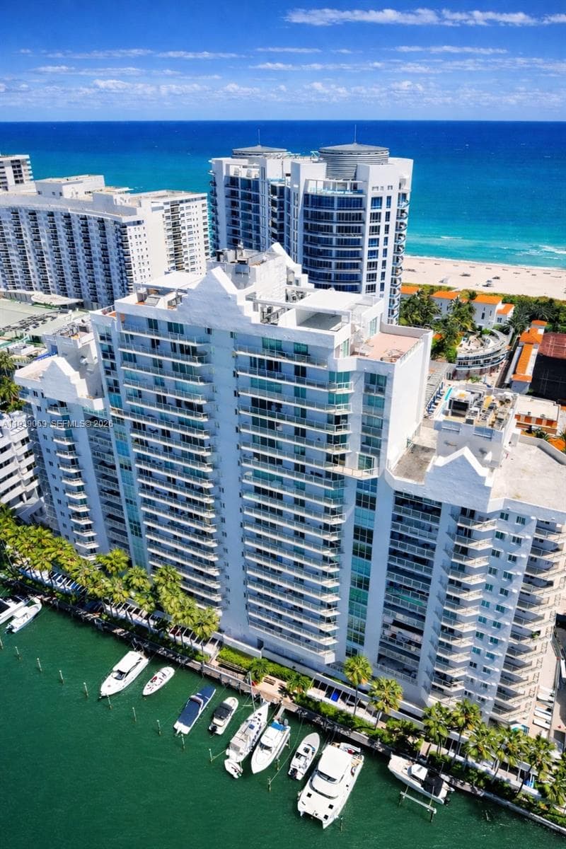 A11939069 — Miami Beach — 3