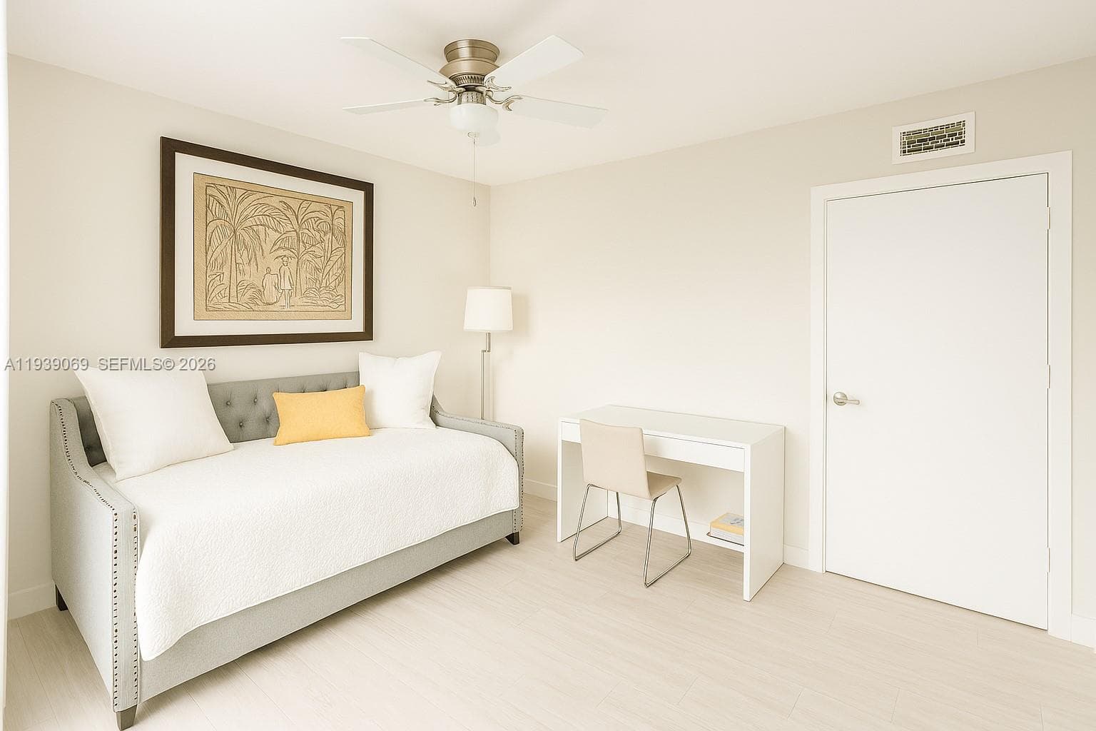 A11939069 — Miami Beach — 28