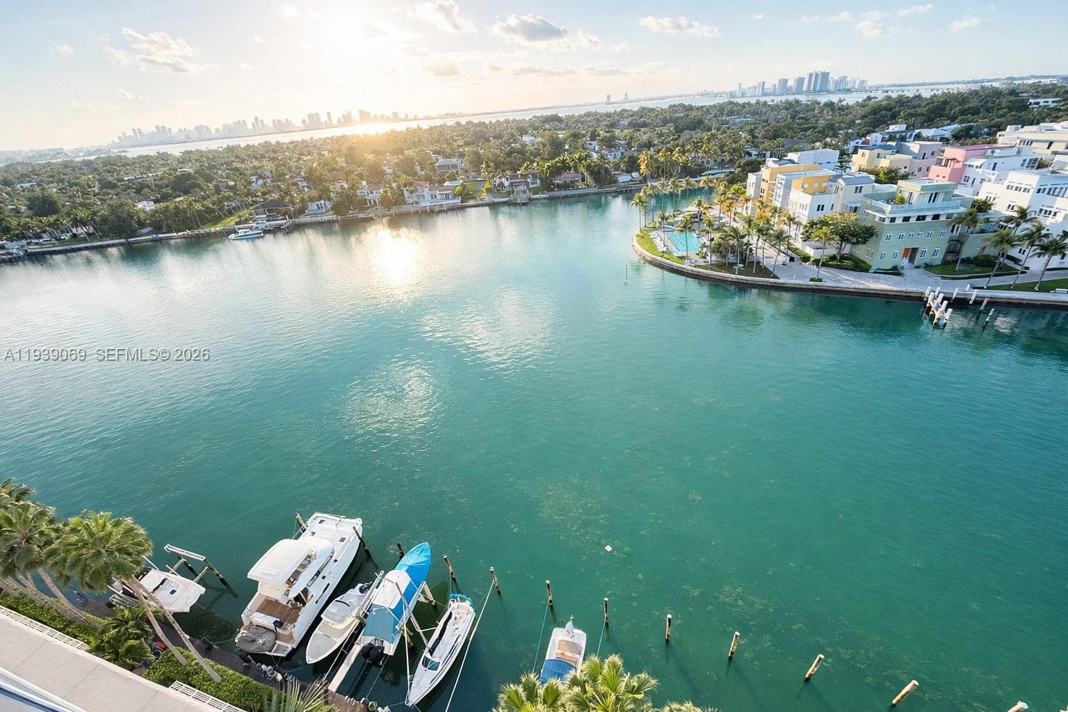 A11939069 — Miami Beach — 20