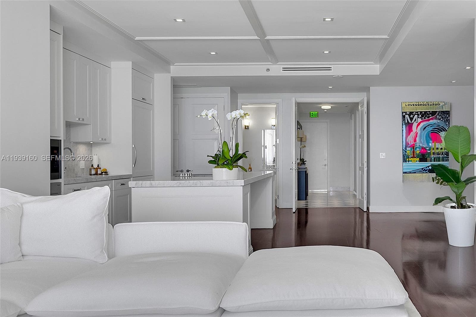 A11939160 — Miami Beach — 5
