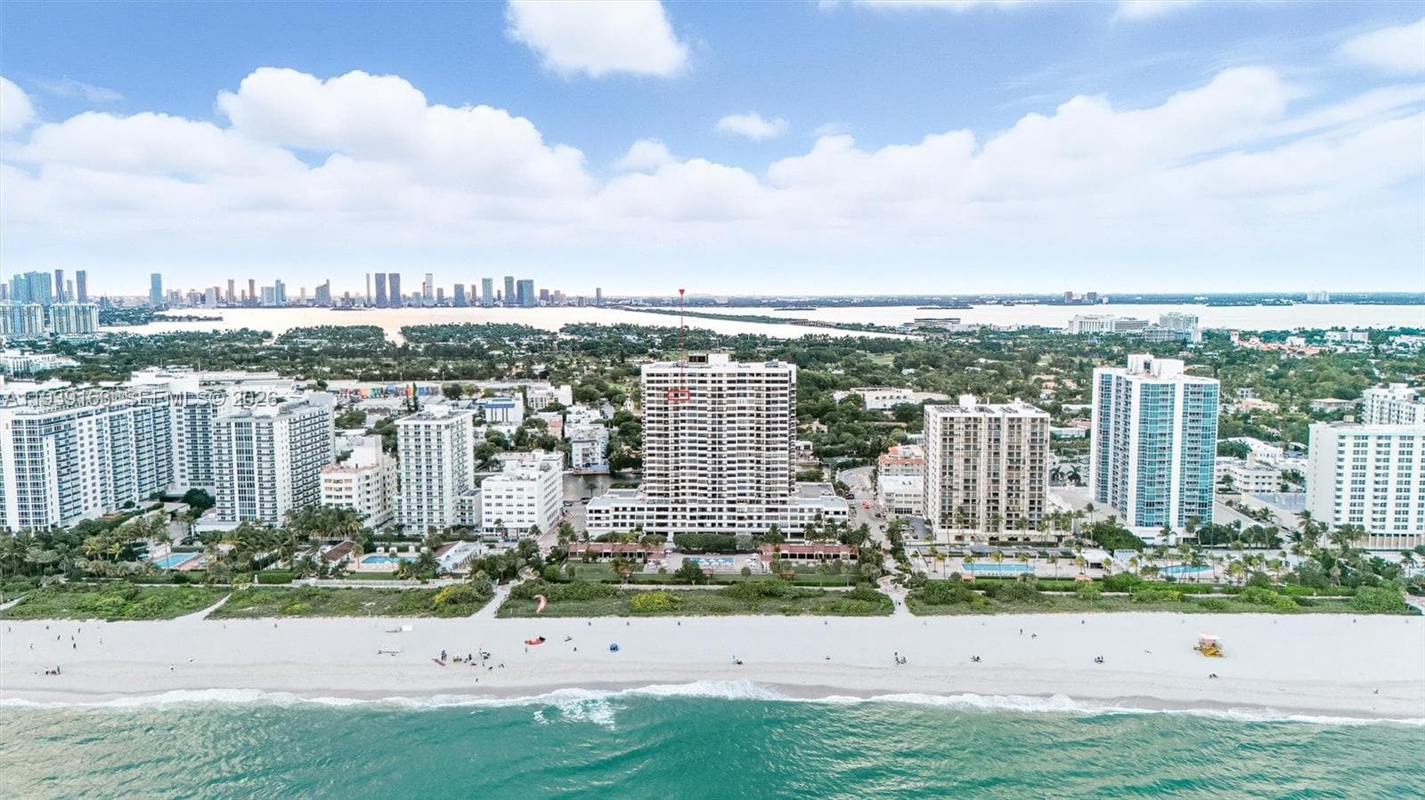 A11939163 — Miami Beach — 16
