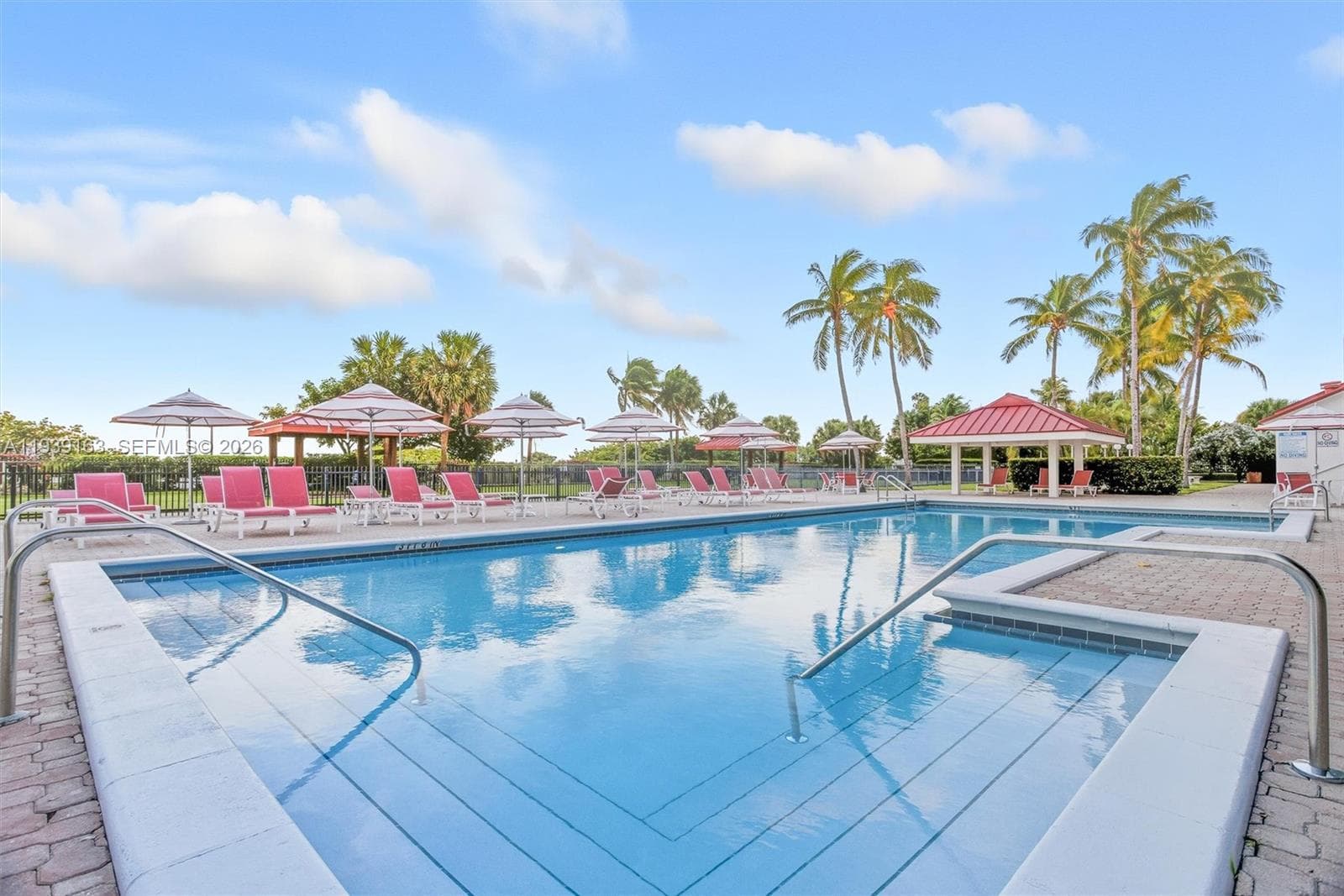 A11939163 — Miami Beach — 15