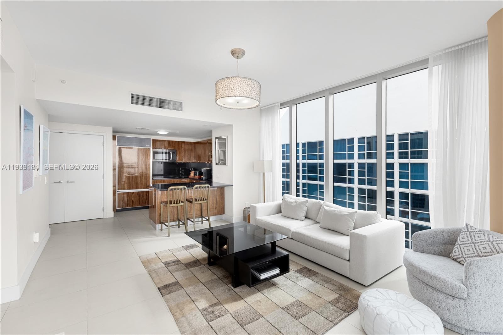 A11939181 — Miami Beach — 6