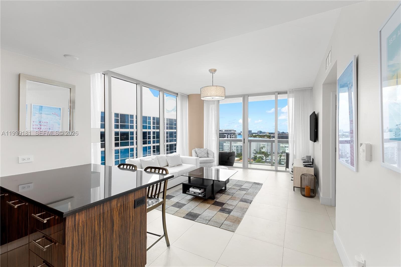 A11939181 — Miami Beach — 7