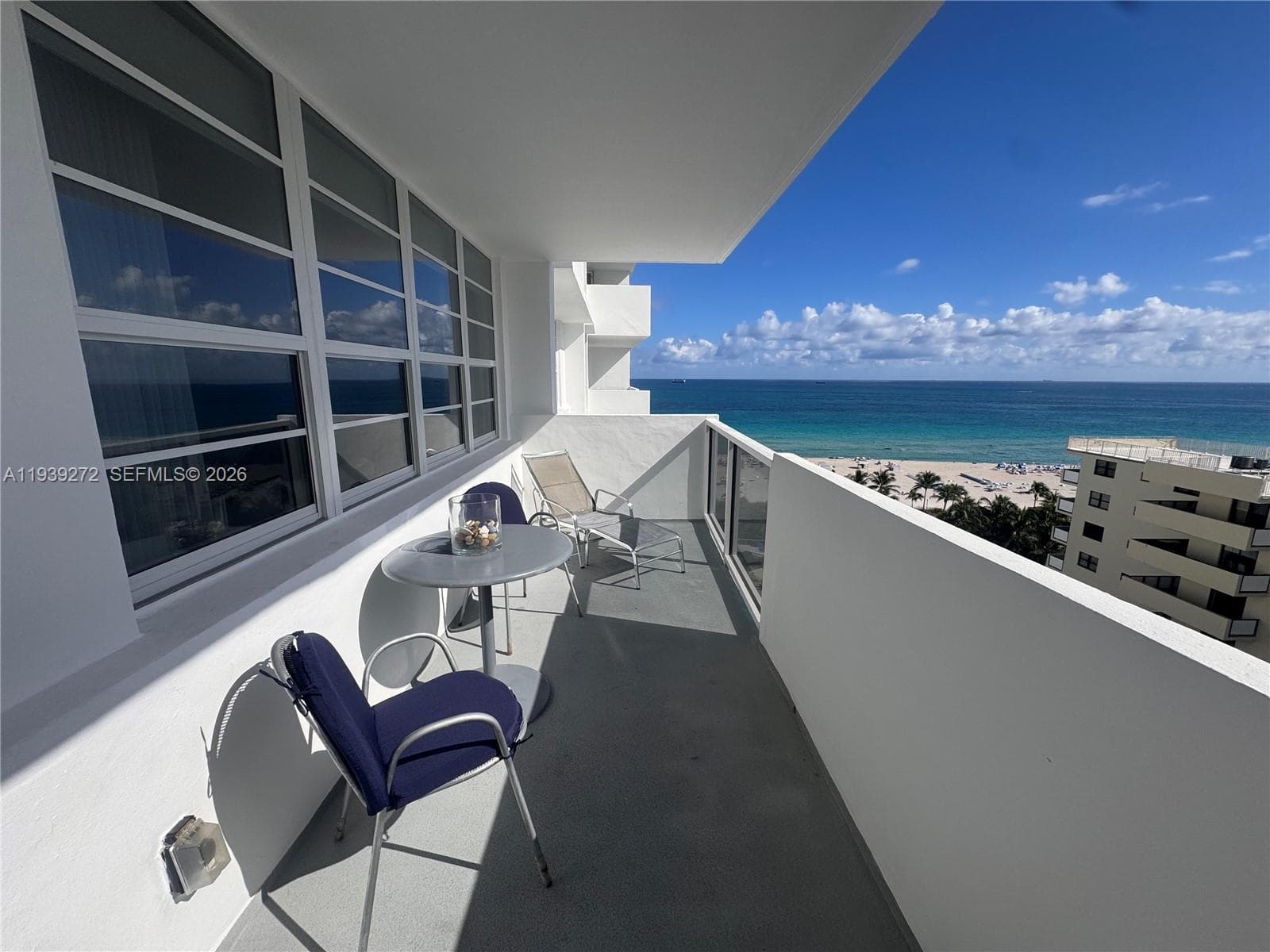 A11939272 — Miami Beach — 3